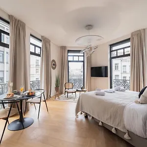 https://my-stay-brussels-saint-gery.brusselshotelsbook.com